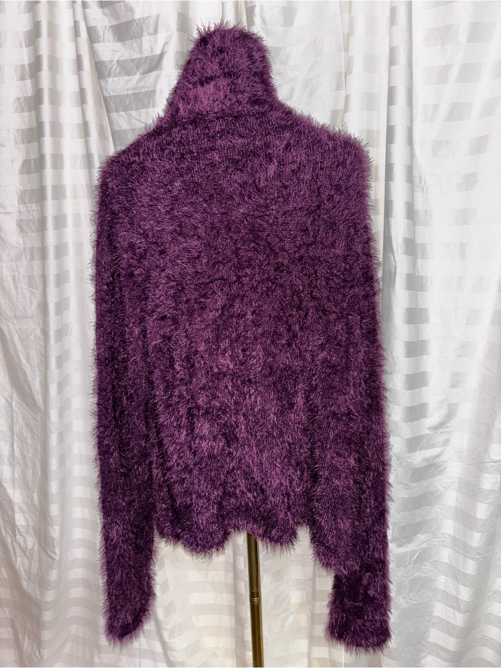 Plush Faux Fur Open Front Cardigan Sweater - Deep Purple LOGO Lori Goldstein - Picture 3 of 4